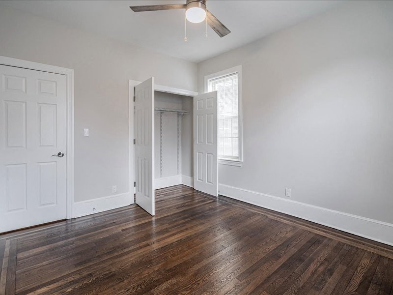 Gallery Photo 12